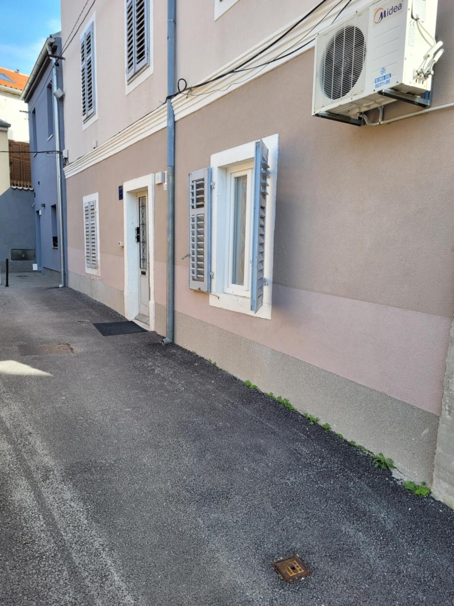 Amfiteatar Pula Apartment Luaran gambar